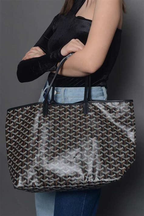 goyard saint louis pm tote bag|goyard reversible tote.